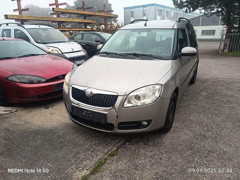Grau Gebraucht 2007 Skoda Roomster Style Kombi | 1.100 € (Superpreis) - Bild 1/4