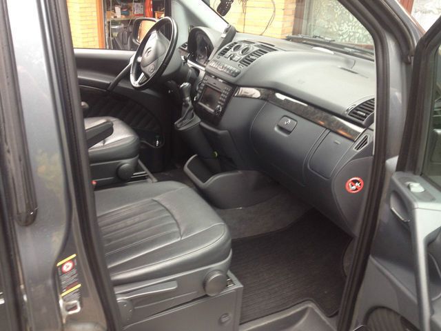 Gebraucht Mercedes Viano 224 PS (164 kW) 2011 Grau metallic Van / Kleinbus