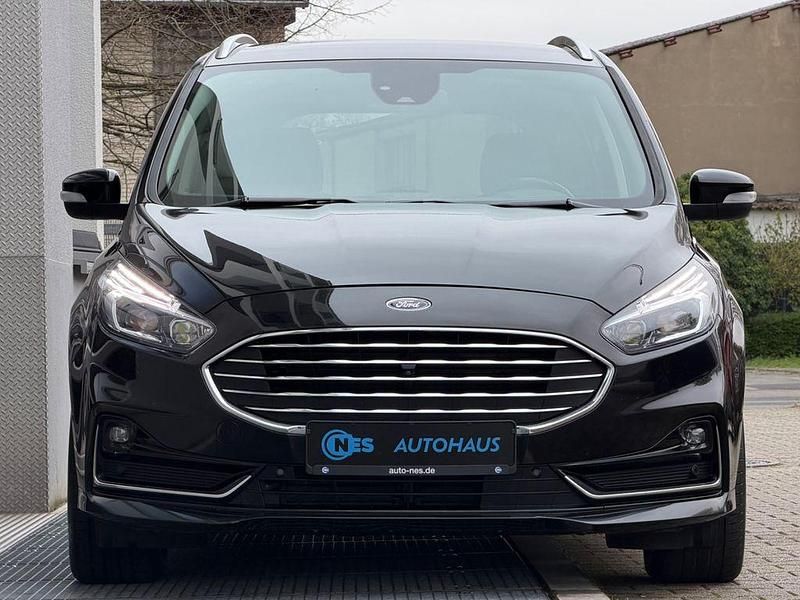 Gebraucht Ford Galaxy Titanium 190 PS (139 kW) 2022 Schwarz Van / Kleinbus