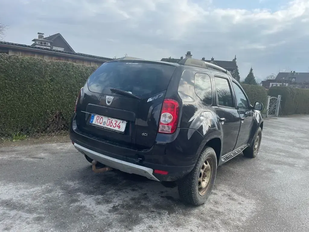 Brugt Dacia Duster Lauréate 110 HK (80 kW) 2011 Sort SUV