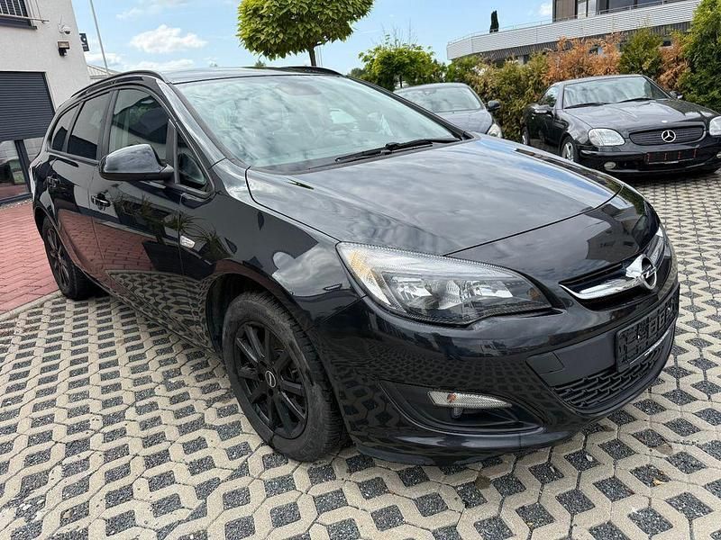 Gebraucht Opel Astra Sport 165 PS (121 kW) 2014 Schwarz Kombi