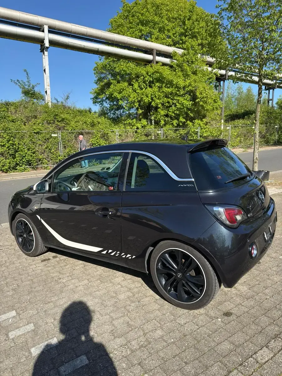 Gebraucht Opel Adam Slam 87 PS (63 kW) 2014 Schwarz Kleinwagen