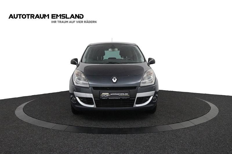 Gebraucht Renault Mégane Bose Edition 110 PS (80 kW) 2012 Grau Van / Kleinbus