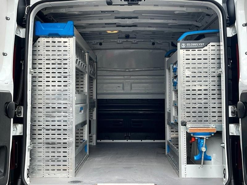 Weiß Gebraucht 2018 Opel Vivaro Van | 13.990 € (Guter Preis) - Bild 1/4