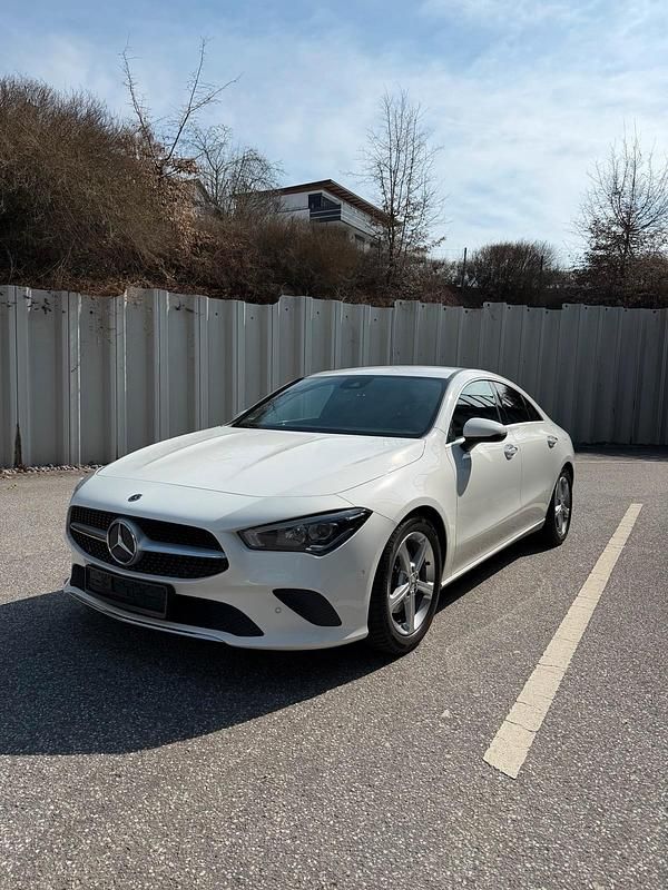 Gebraucht Mercedes CLA200 150 PS (110 kW) 2020 Weiß Limousine