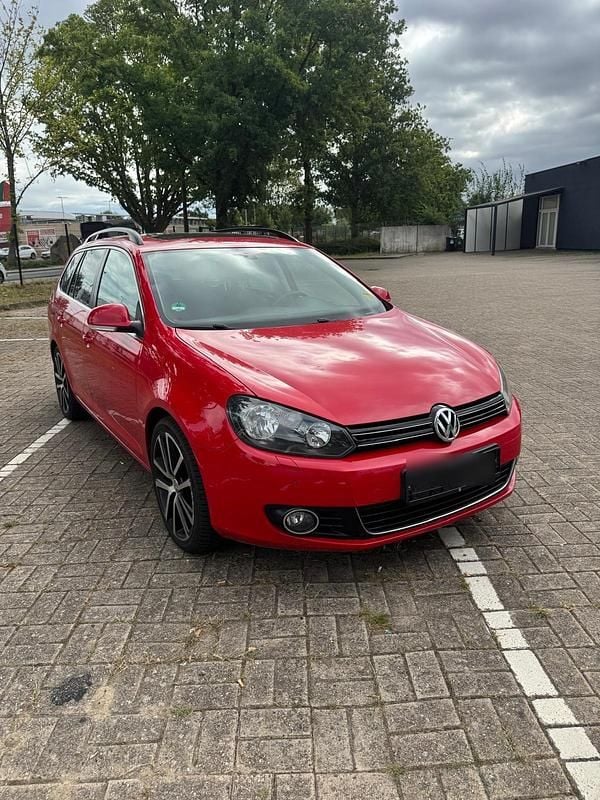 Rot Gebraucht 2012 VW Golf VII Kombi | 4.000 € (Superpreis) - Bild 1/4