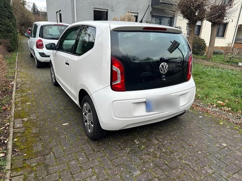 Second-hand VW up! 68 CP (50 kW) 2015 Alb Hatchback