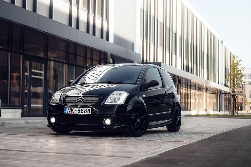Schwarz Gebraucht 2005 Citroën C2 Kleinwagen | 3.500 € (Fairer Preis) - Bild 1/4