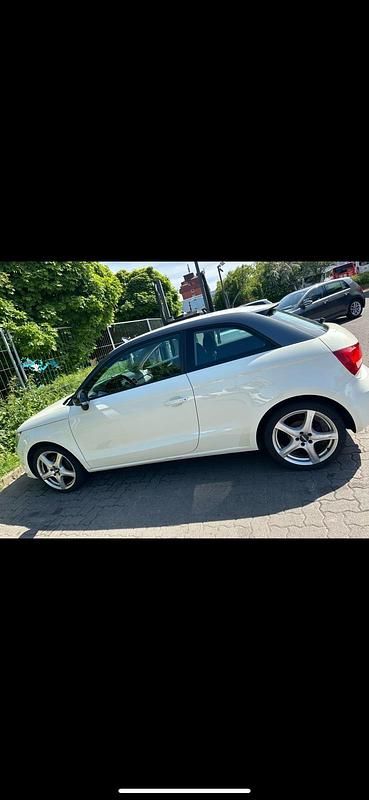 Second-hand Audi A1 122 CP (89 kW) 2011 Alb Hatchback