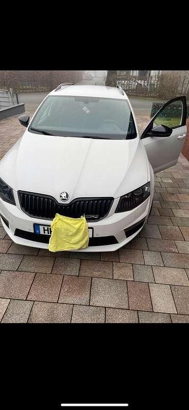Weiß Gebraucht 2014 Skoda Octavia RS Kombi | 14.999 € (Fairer Preis) - Bild 1/4