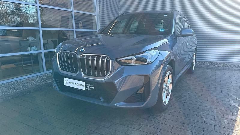 Bmw individual storm gray metal Gebraucht 2025 BMW X1 M Sport SUV | 47.349 € (Fairer Preis) - Bild 1/4