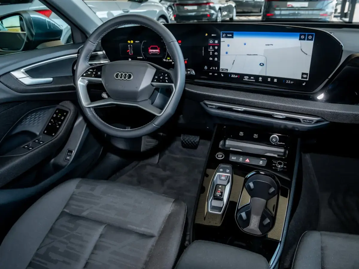 Gebraucht Audi A5 204 PS (150 kW) 2025 Horizontblau metallic Kombi