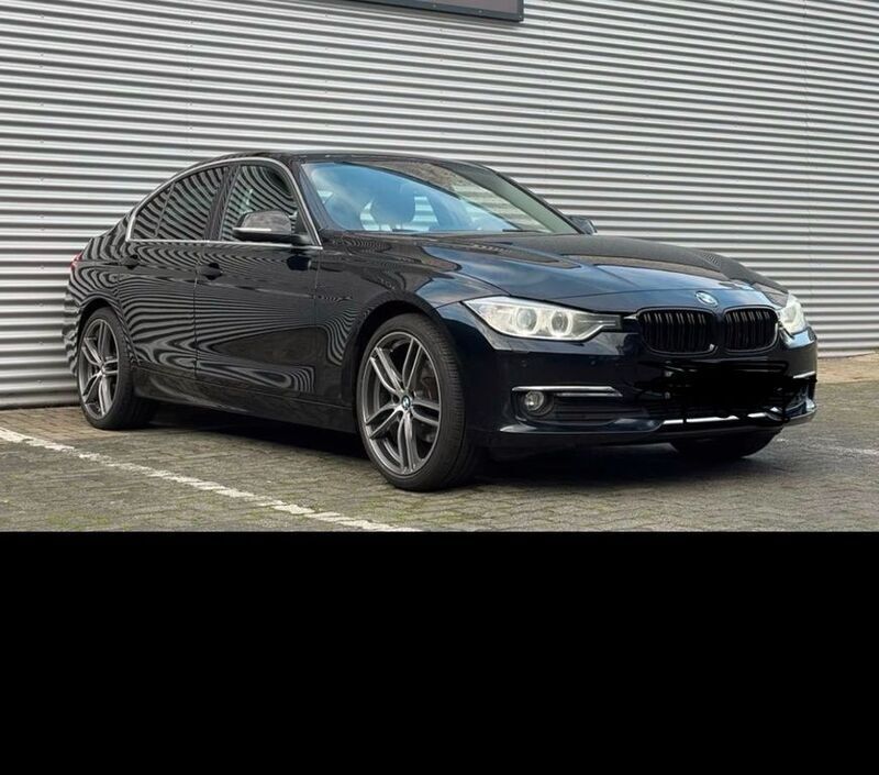Schwarz Gebraucht 2013 BMW 320 Luxury Line Limousine | 13.000 € (Fairer Preis) - Bild 1/4