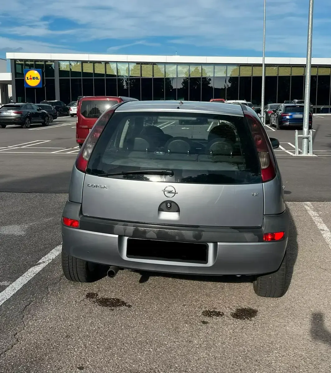 Gebraucht Opel Corsa 75 PS (55 kW) 2003 Silber Kleinwagen