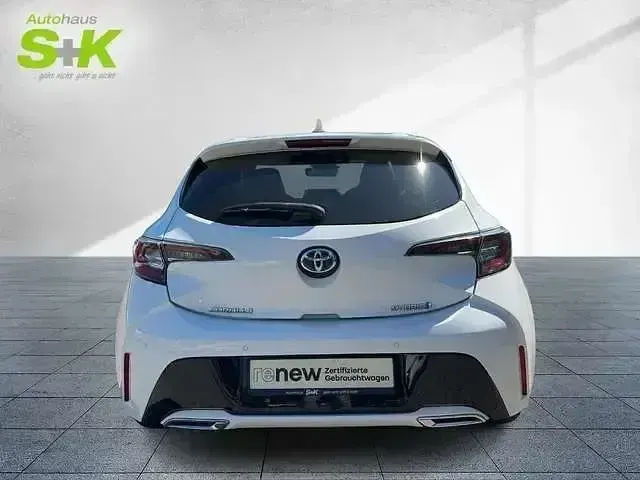Gebraucht Toyota Corolla Team 184 PS (135 kW) 2020 Weiß Limousine
