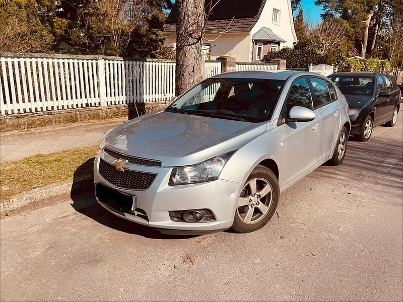 Gebraucht Chevrolet Cruze 2011 Silber Limousine