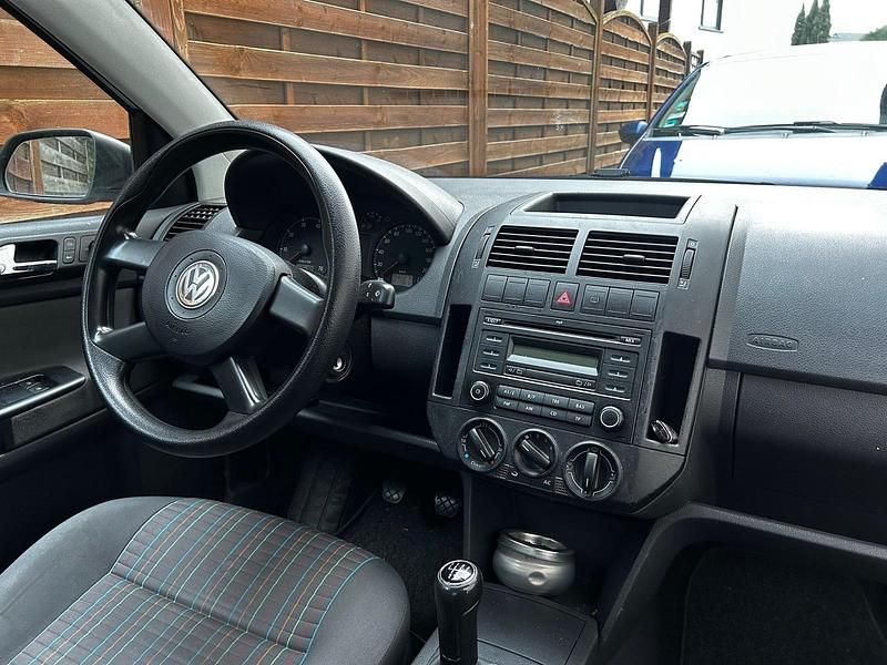 Gebraucht VW Polo 69 PS (50 kW) 2006 Weiß Kleinwagen