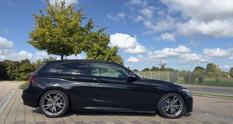 Gebraucht BMW M135 Performance 320 PS (235 kW) 2013 Schwarz Kleinwagen