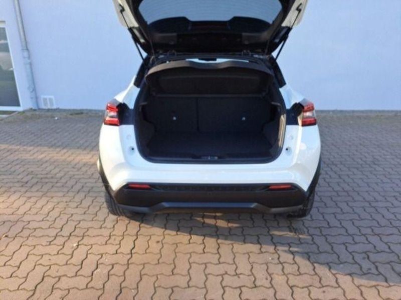 Gebraucht Nissan Juke N-Connecta 114 PS (83 kW) 2022 Weiß SUV