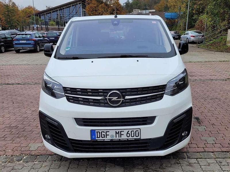Weiß Gebraucht 2022 Opel Zafira Life Elegance Van | 34.000 € (Superpreis) - Bild 1/4