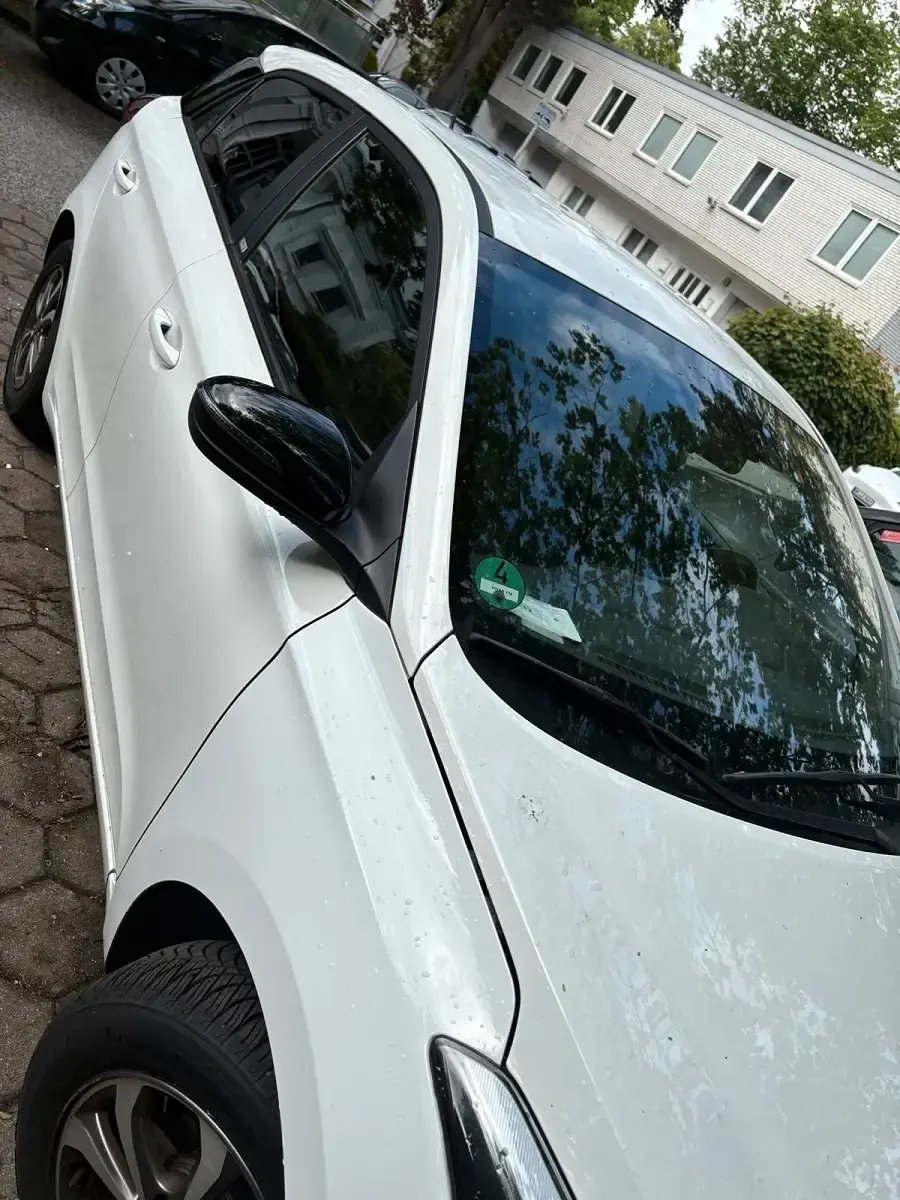 Gebraucht Hyundai i20 120 PS (88 kW) 2019 Weiß Kleinwagen