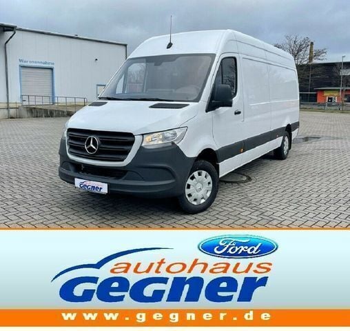 Weiss Gebraucht 2022 Mercedes Sprinter Van | 34.440 € (Fairer Preis) - Bild 1/4