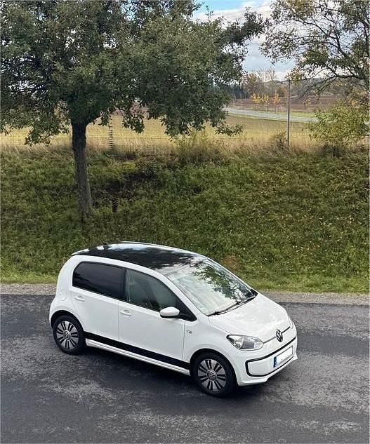 Weiß Gebraucht 2014 VW e-up! Kleinwagen | 6.100 € (Fairer Preis) - Bild 1/4