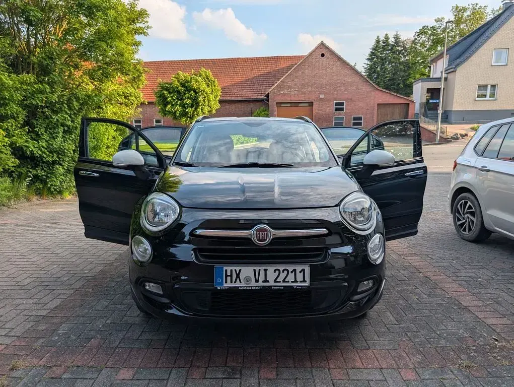 Gebraucht Fiat 500X Pop 111 PS (81 kW) 2016 Schwarz SUV