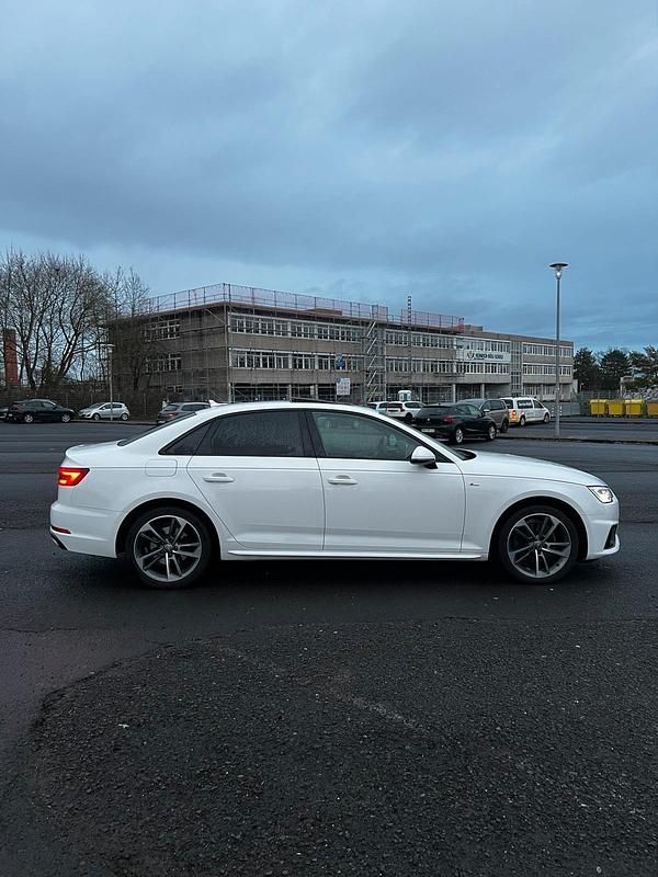 Gebraucht Audi A4 190 PS (139 kW) 2019 Weiß Limousine