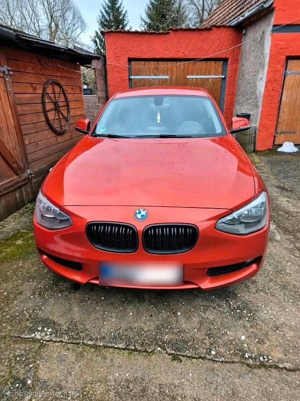 Gebraucht BMW 114 102 PS (75 kW) 2012 Orange Kleinwagen
