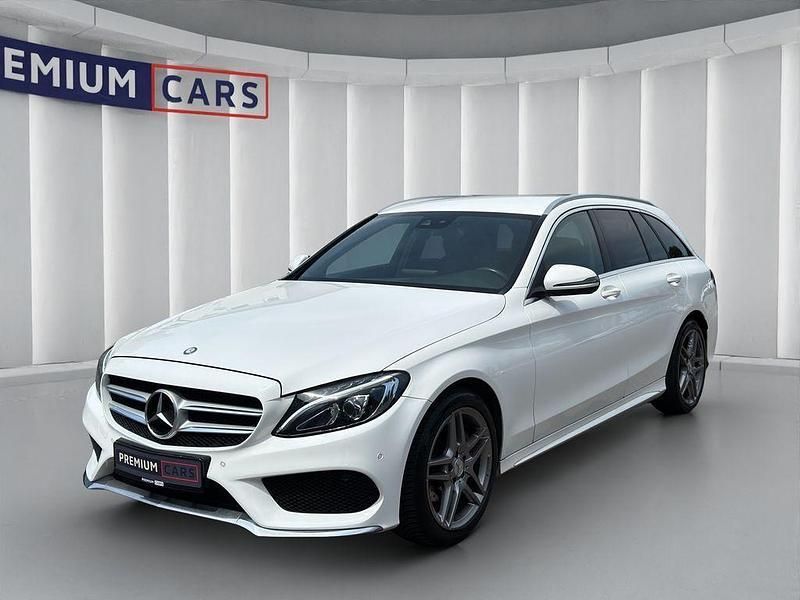 Weiß Gebraucht 2015 Mercedes C220 AMG line Limousine | 15.490 € (Fairer Preis) - Bild 1/4