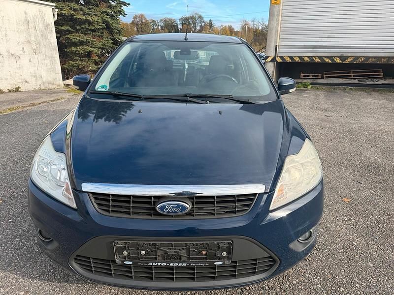Blau Gebraucht 2008 Ford Focus Kleinwagen | 1.550 € (Guter Preis) - Bild 1/4