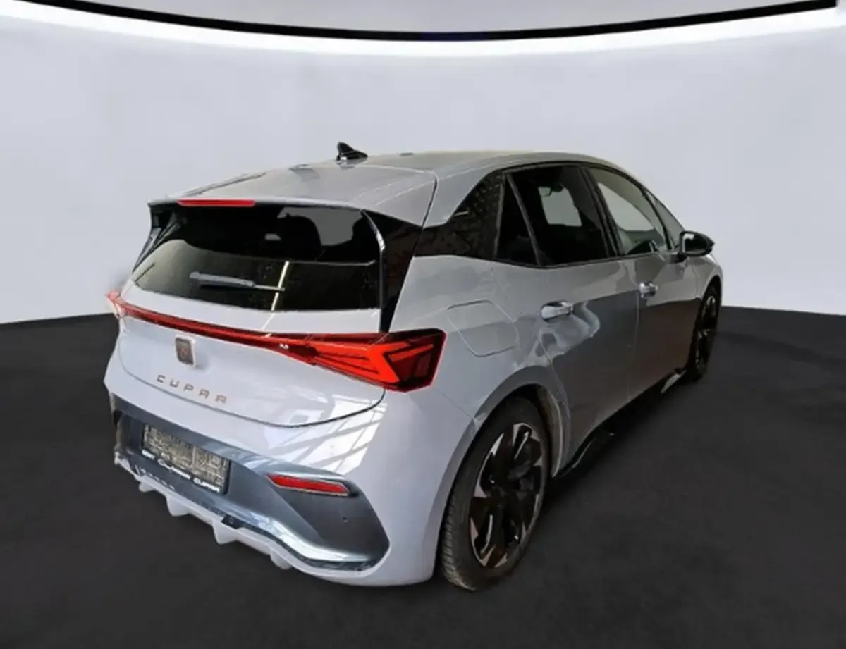 Second-hand Cupra Born 169 kW (231 CP) 2023 Hatchback