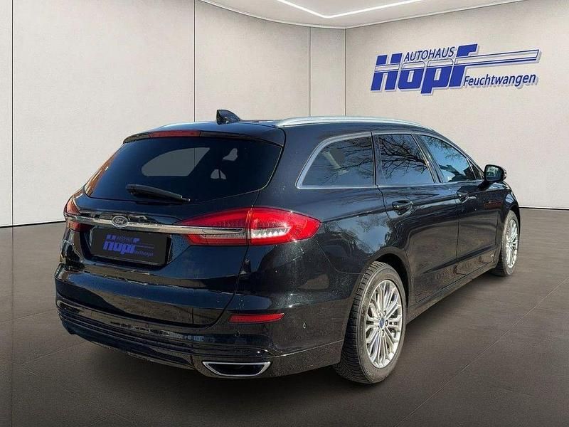 Gebraucht Ford Mondeo Titanium 190 PS (139 kW) 2020 Schwarz Kombi