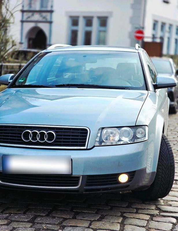Gebraucht Audi A4 130 PS (95 kW) 2004 Andere farben Kombi