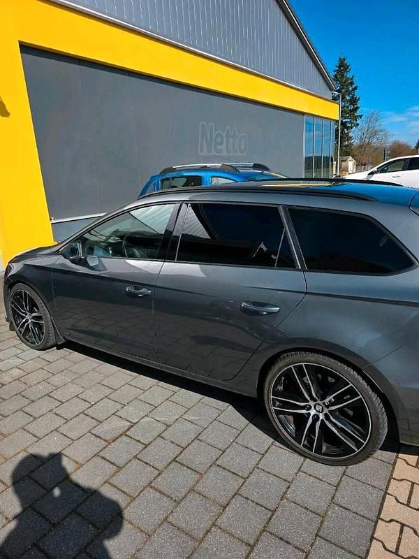 Gebraucht Seat Leon ST CUPRA 300 PS (220 kW) 2018 Grau Kombi