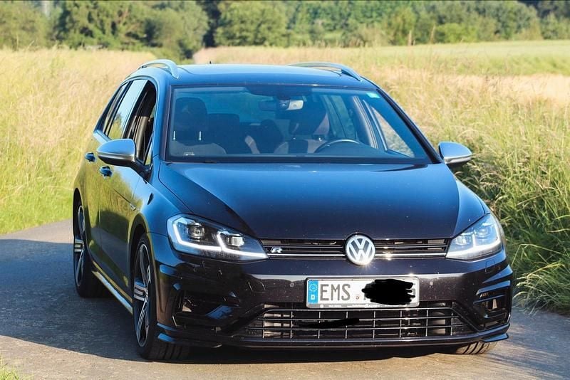 Schwarz Gebraucht 2020 VW Golf VII R Kombi | 29.999 € (Fairer Preis) - Bild 1/4