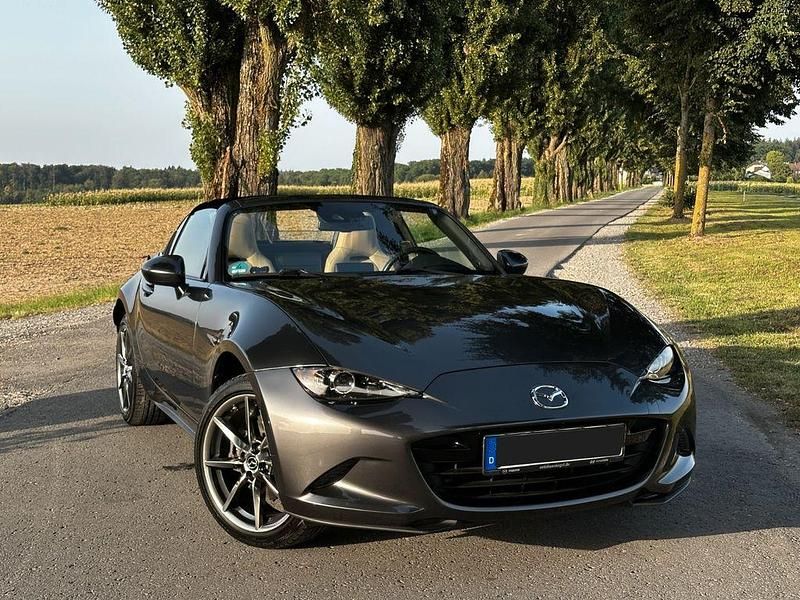 Grau Gebraucht 2020 Mazda MX5 Exclusive-Line Cabrio | 26.000 € (Fairer Preis) - Bild 1/4