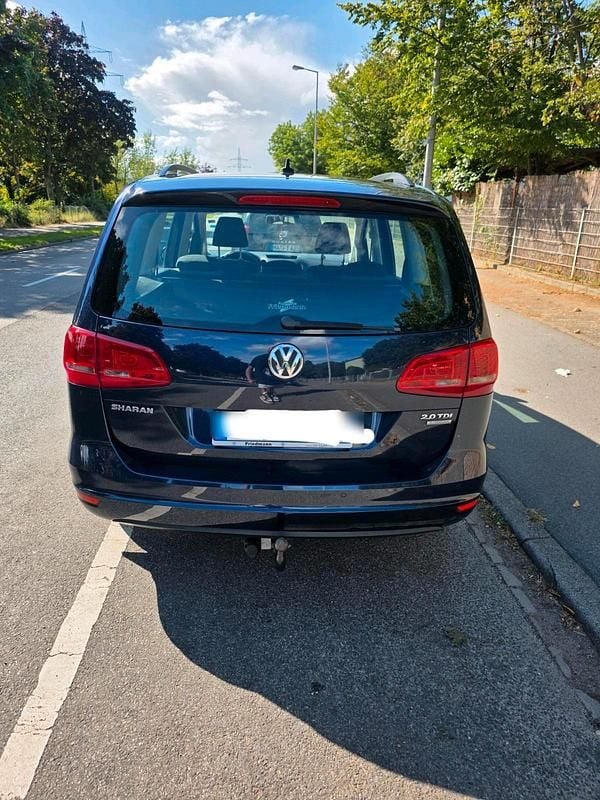 Blau Gebraucht 2011 VW Sharan Van / Kleinbus | 5.700 € (Superpreis) - Bild 1/4