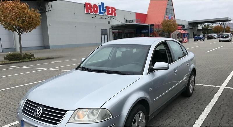 Usata VW Passat 194 CV (142 kW) 2003 Grigio Berlina