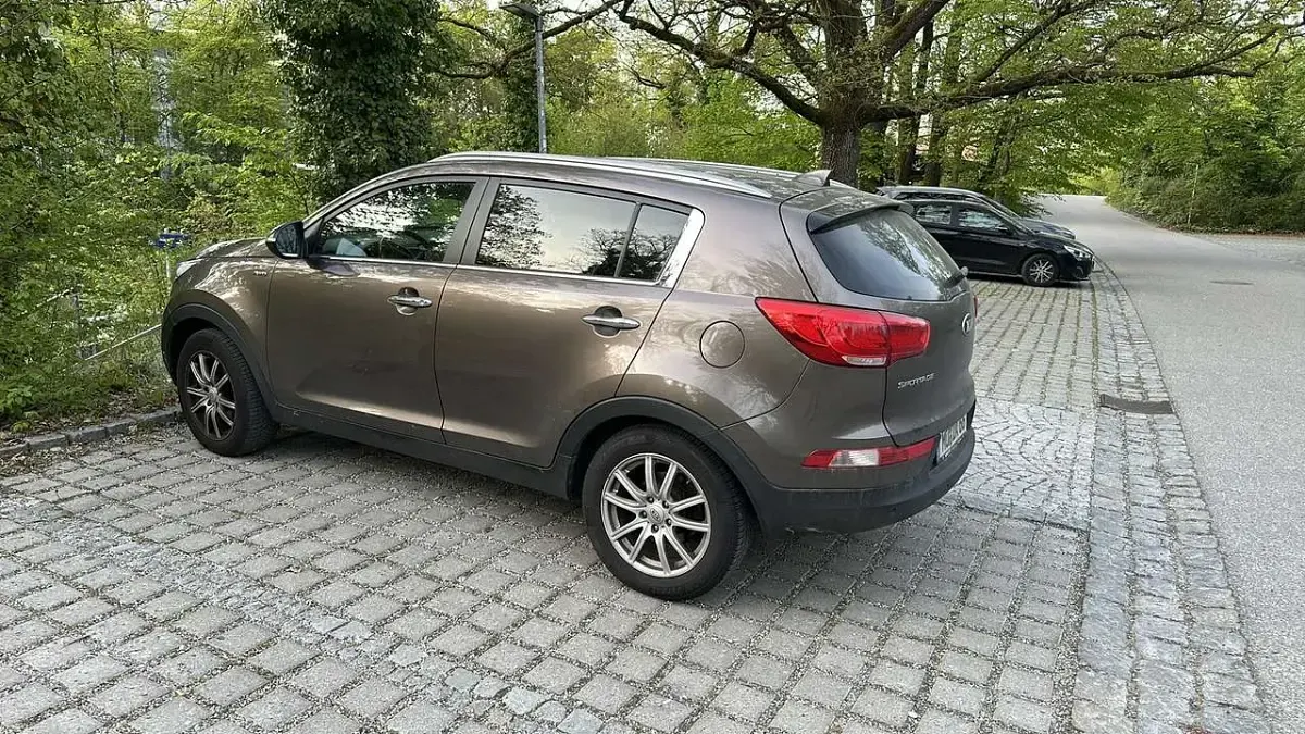 Gebraucht Kia Sportage Spirit 184 PS (135 kW) 2015 Beige SUV