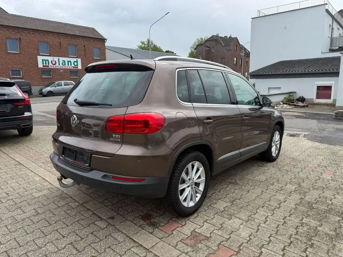 Gebraucht VW Tiguan Sportline 160 PS (117 kW) 2012 Braun SUV