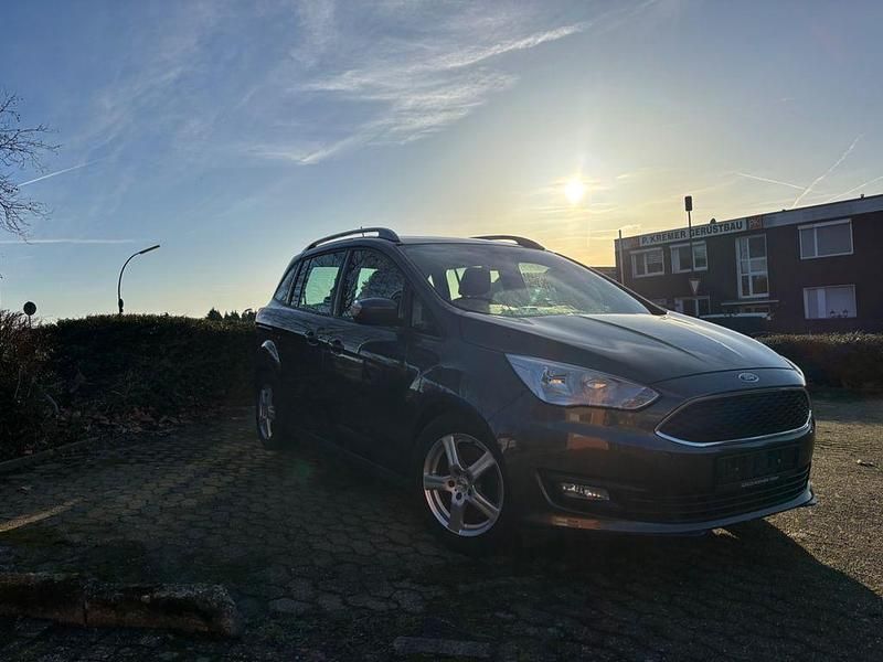 Gebraucht Ford Grand C-Max Trend 150 PS (110 kW) 2017 Grau Van / Kleinbus