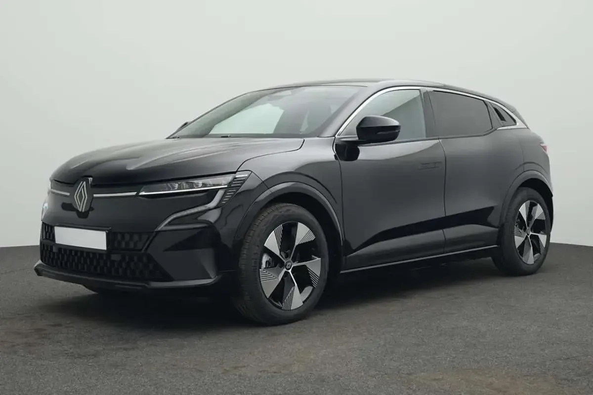 Neu Renault Megane E-Tech Komfort 160 kW (218 PS) 2026 Blackpearl schwarz Limousine