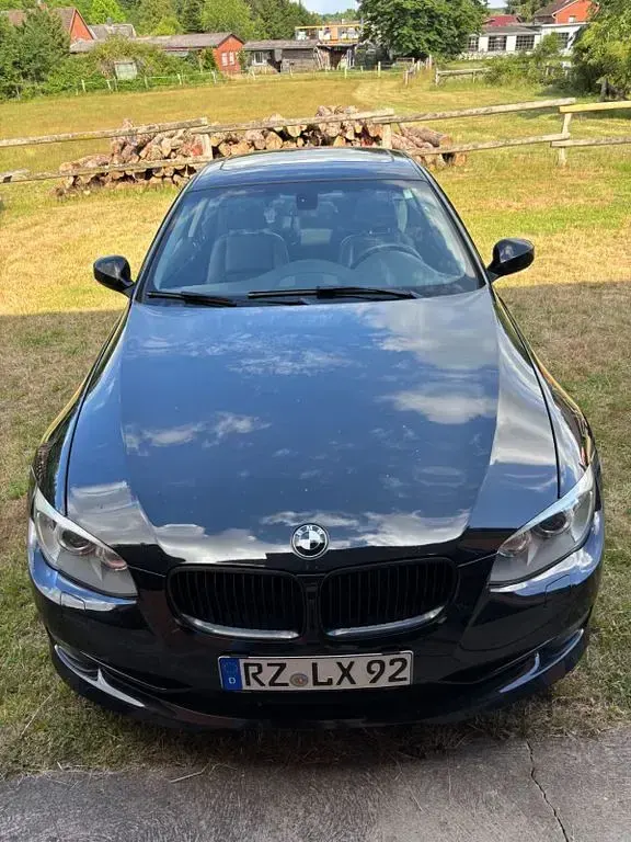 Gebraucht BMW 320 Sport Line 184 PS (135 kW) 2013 Schwarz Coupé