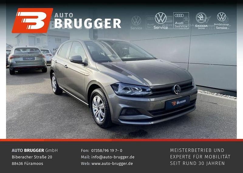 Limestone grey metallic Gebraucht 2021 VW Polo Trendline Limousine | 14.950 € (Fairer Preis) - Bild 1/4