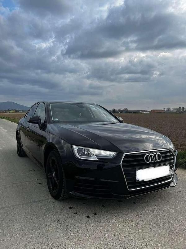 Gebraucht Audi A4 Comfort 150 PS (110 kW) 2016 Limousine