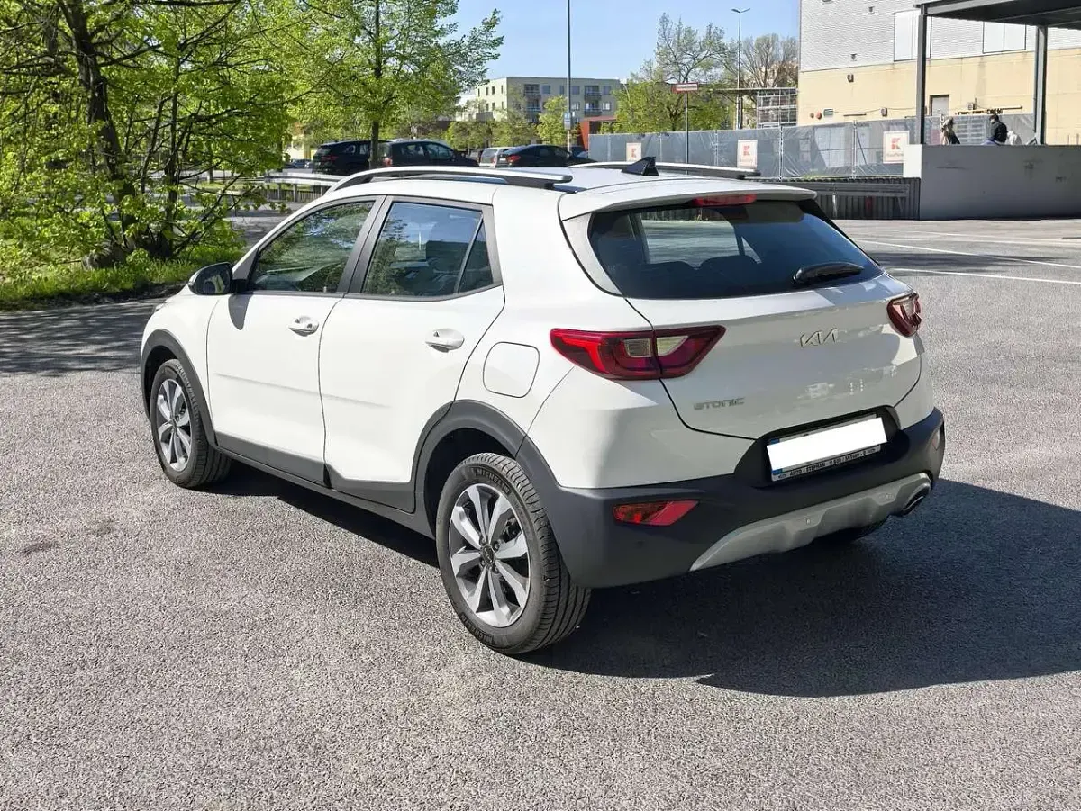 Gebraucht Kia Stonic Vision 101 PS (74 kW) 2025 Weiß SUV