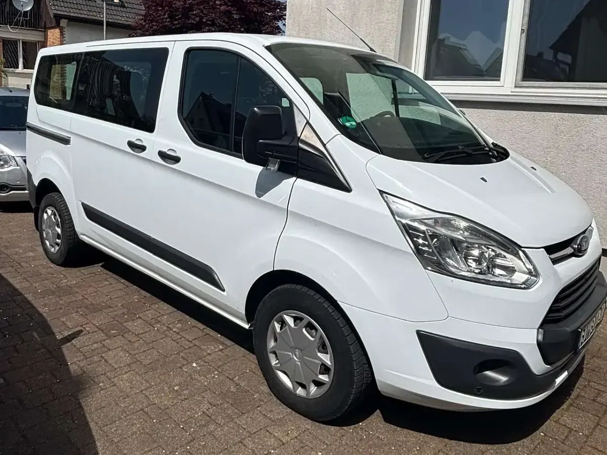 Käytetty Ford Transit Custom 105 HP (77 kW) 2017 Valkoinen Van