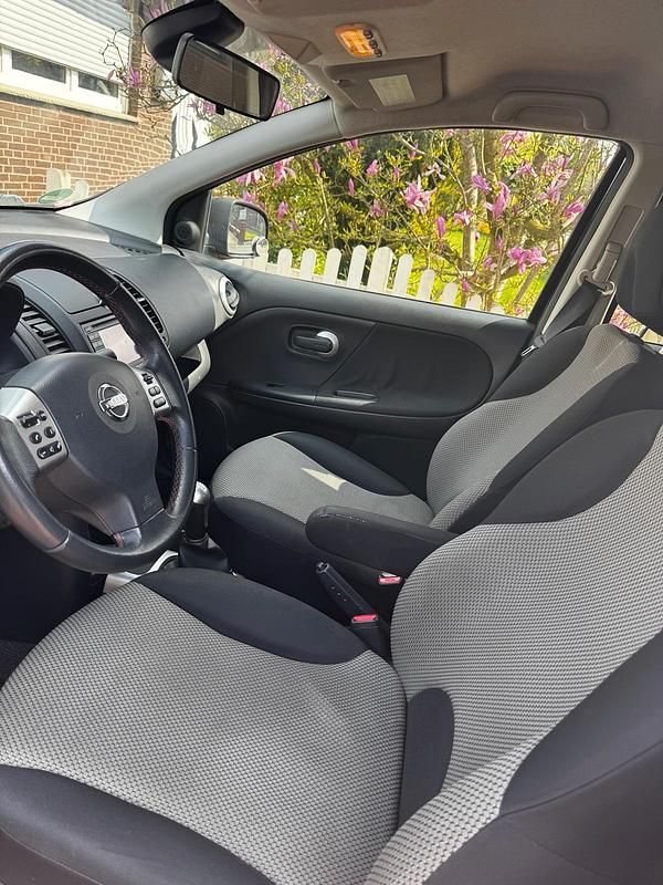 Usado Nissan Note 90 HP (66 kW) 2011 Citadino